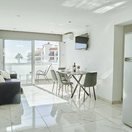 Hotel apartamentowy Nissi Avenue Ajia Napa